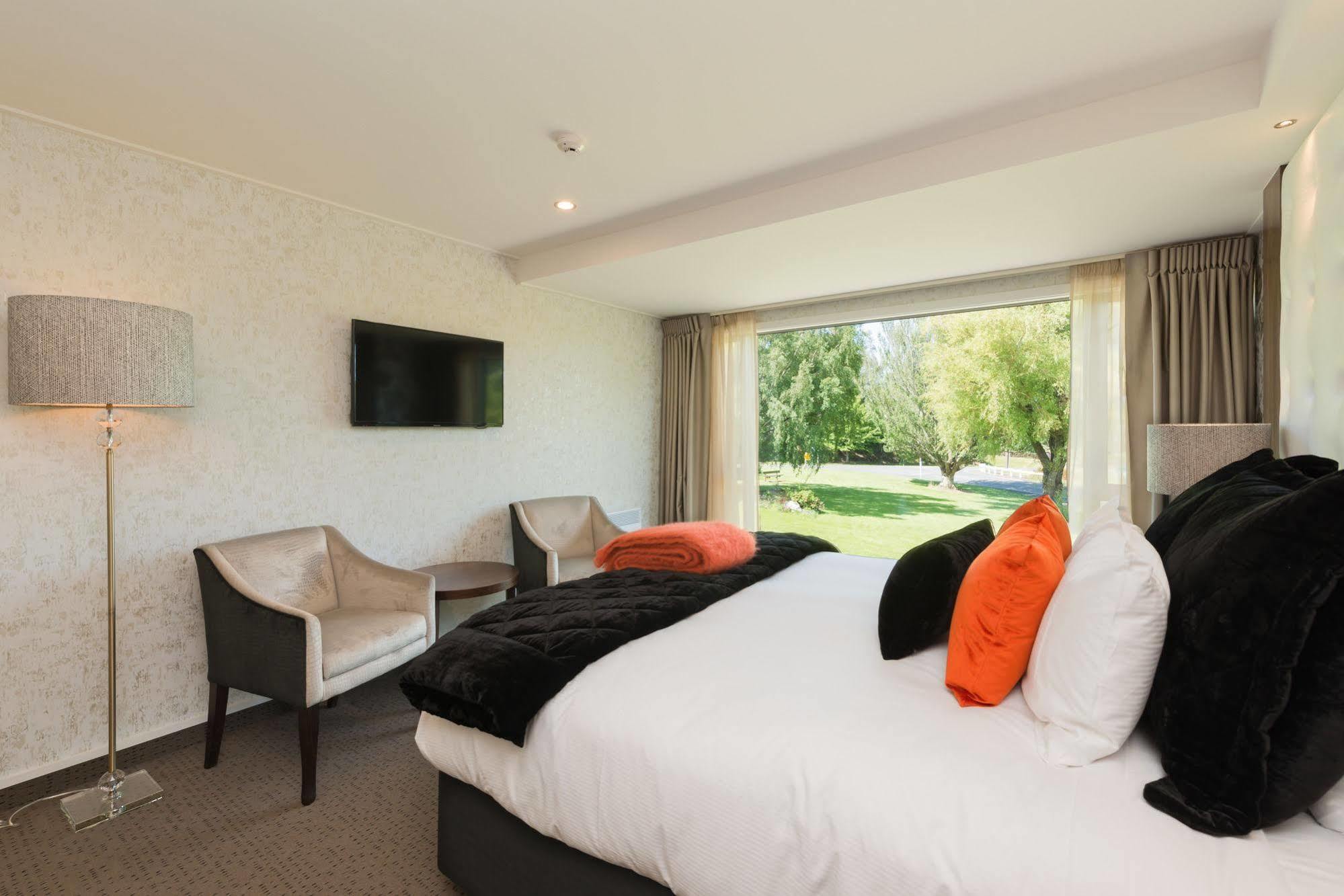 Croydon Lodge Gore Bagian luar foto