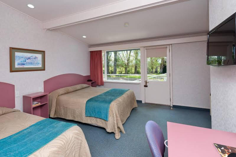Croydon Lodge Gore Bagian luar foto